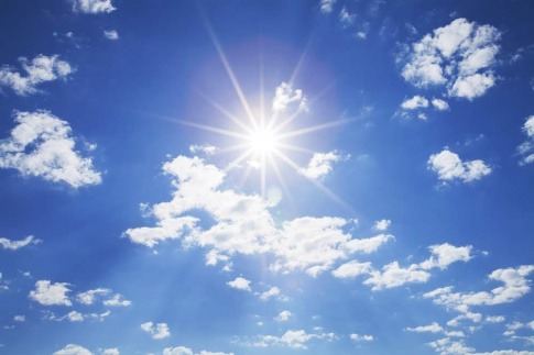 Das Sonnenlicht besteht zu einem geringen Teil aus UV Strahlen. 