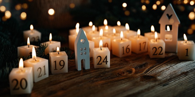 Adventskalender aus Kerzen