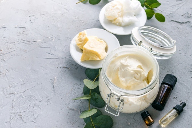 Sheabutter und andere Zutaten