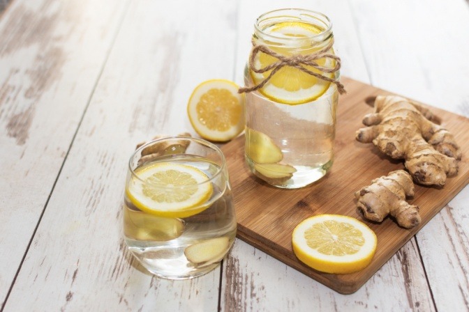 Ingwerwasser mit Zitrone