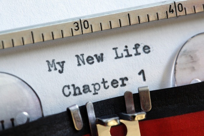 Alte Schreibmaschine mit Text: My new life