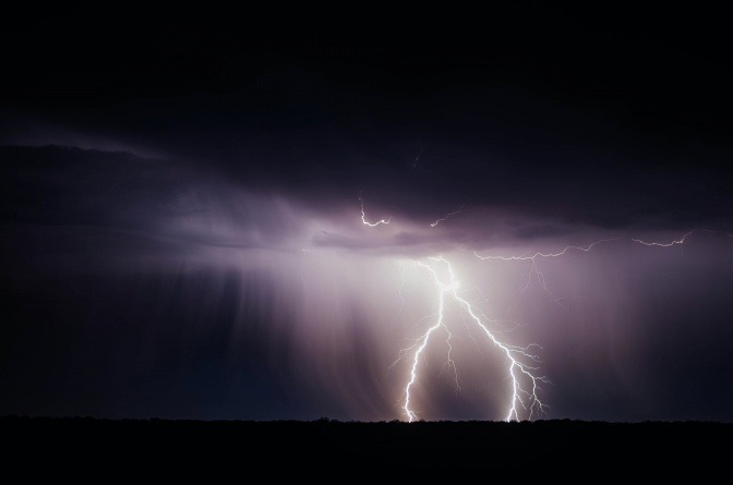 Ein Sturm in der Nacht.