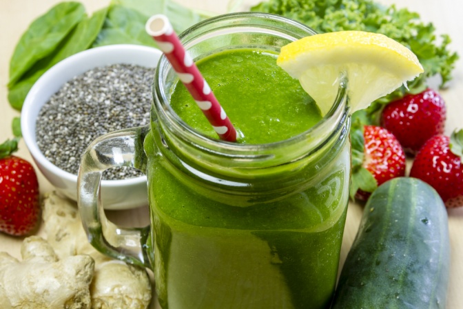 Smoothie-Rezept: Guten-Morgen-Saft und Obstsmoothie