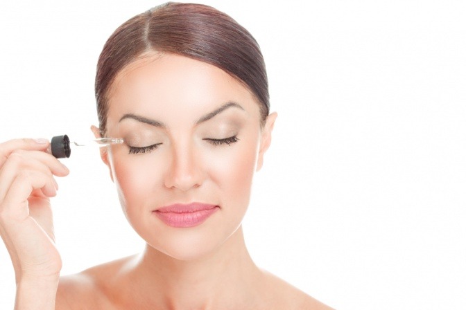 Eine Zusammenfassung der qualitativsten Wimpern entfetten