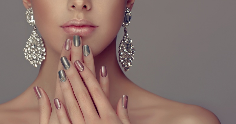 Welches Nageldesign 2018 deine Fingernägel schmückt