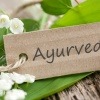 Auf einem Schild steht Ayurveda
