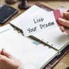 Auf einem Zettel steht die Aufschrift Live Your Dream