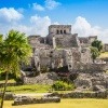 Ruinen in einer antiken Maya Stadt