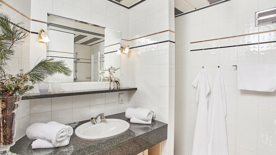 Komm einfach ins österreichische Mittersill! Das Bad im Appartement Annemarie