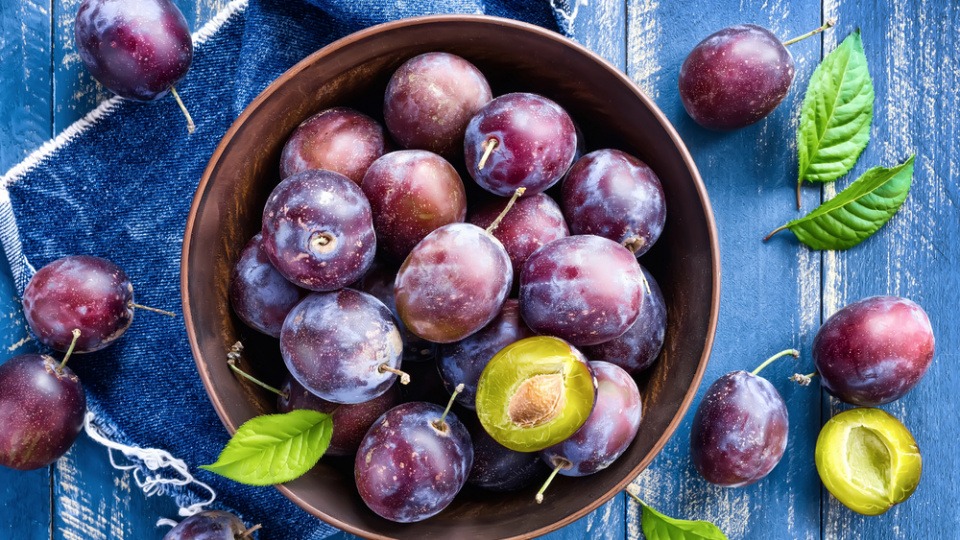 Pflaumen eignen sich ideal zum Abnehmen Pflaumen zum Abnehmen