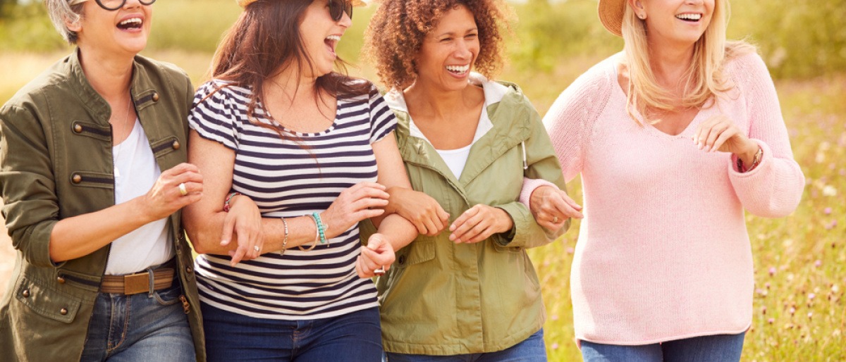 verschiedene Frauen in der Lebensmitte