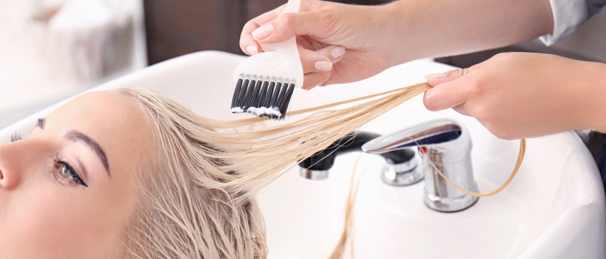 Kaputte Haare durch Blondierung Nützliche Tipps und Tricks