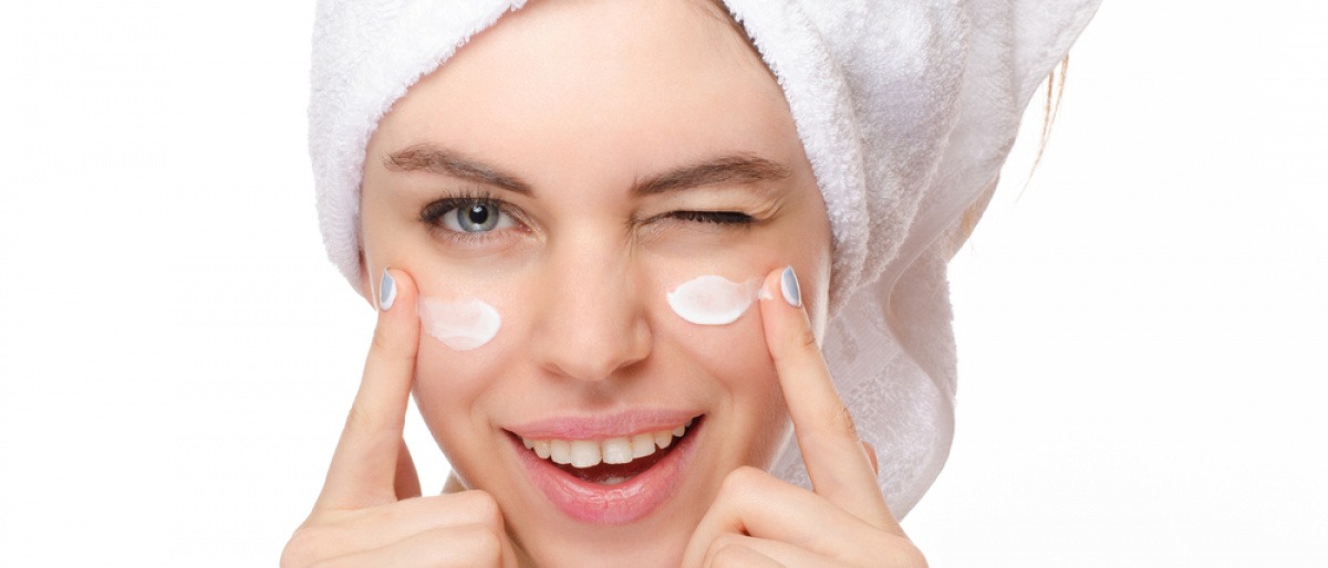 Basische Hautpflege schützt die Haut vor Übersäuerung