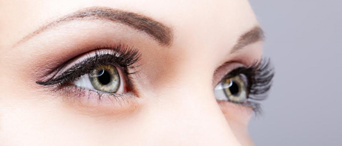 Gesunde Augen einer Frau 