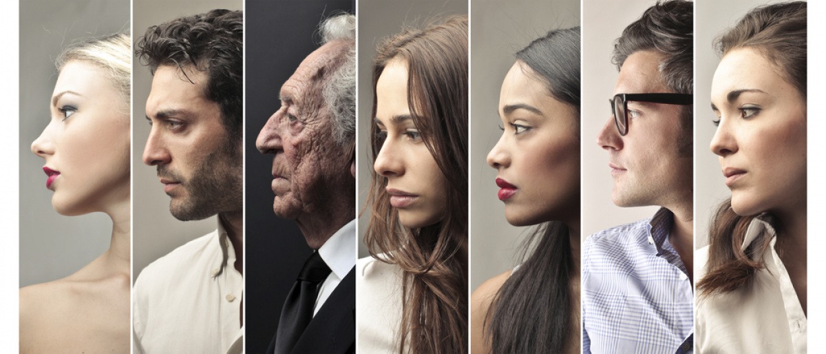 Portraits von vielen verschiedenen Menschen sind nebeneinander zu sehen