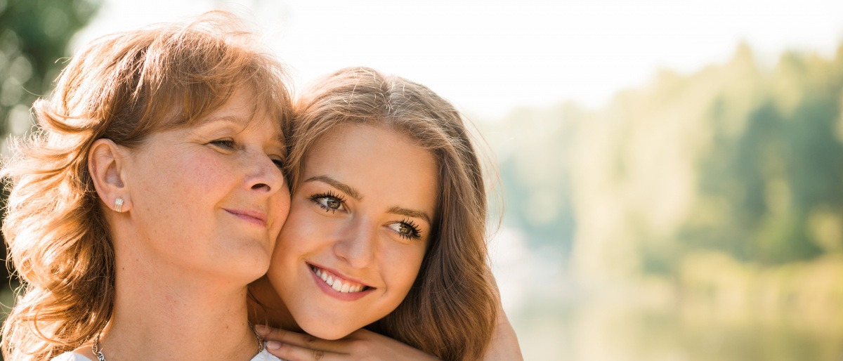 Auch psychogenetische Strukturen können vererbt werden Zwei Frauen fragen sich was ist Psychogenetik?