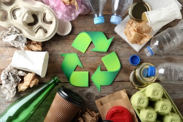 Verpackungen mit Recycling-Symbol