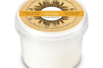 Skyr Maske von Bernard Cassiere