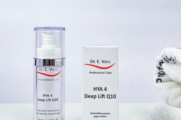 Hya 4 Deep Lift Q10 von Dr. E. Voss