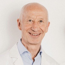 Ayurvedaarzt Dr. Wolfgang Schachinger von soma
